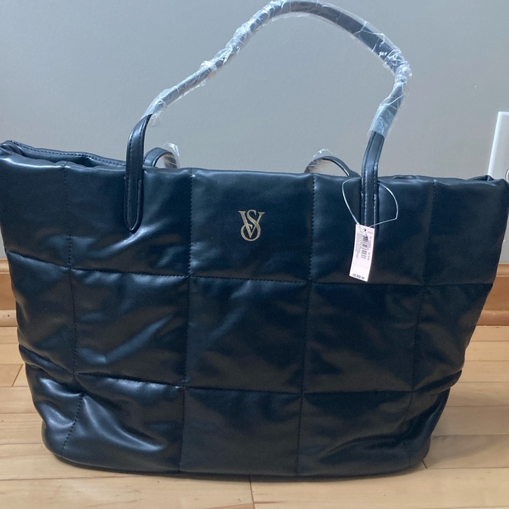 Victoria secret black puffer bag